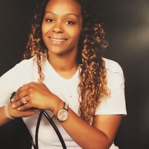 Meet your Posher, Aisha